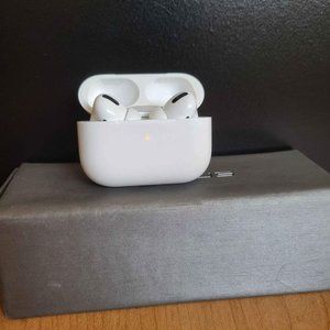 Airpods pro 1st gen